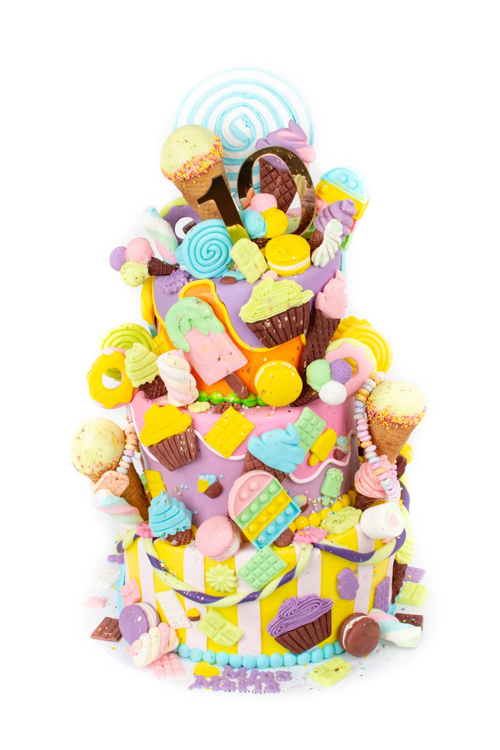 Tort cu dulciuri pentru Mina